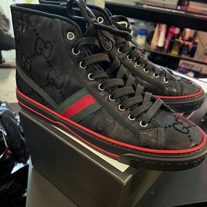 Gucci sneakers